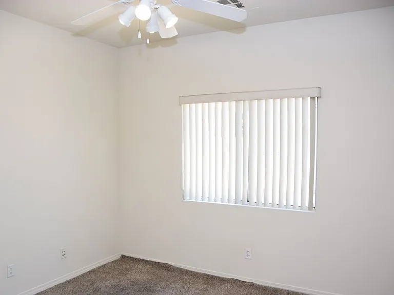 3847 Peachgate Ave — Photo 20