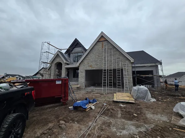 39 N Hayfield Cir, Kaysville, UT 84037