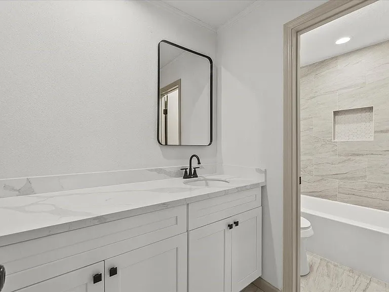 10912 Dogwood Dr — Photo 19