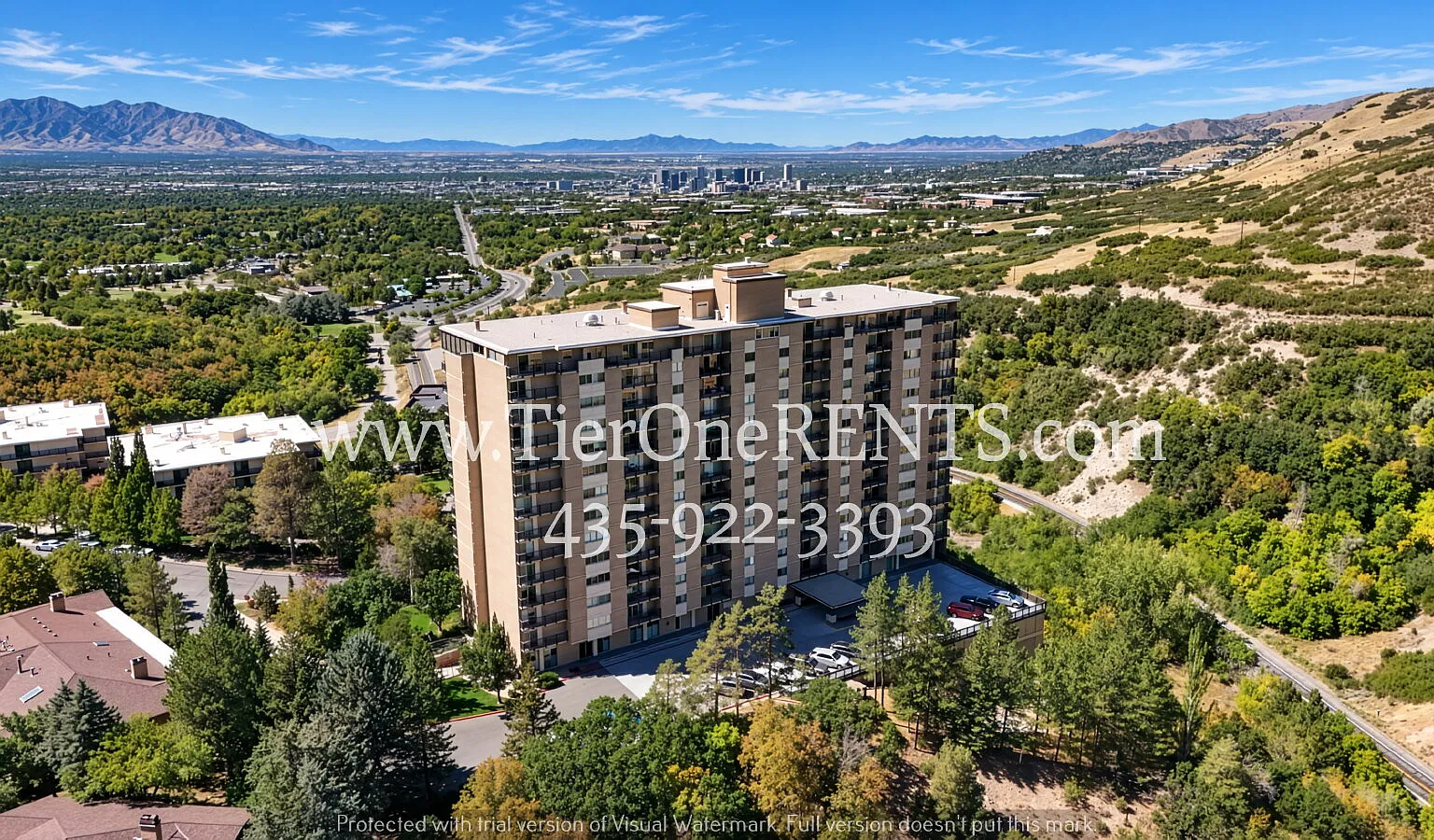 3 bed, 2.0 bath, 1875 sqft, $3,395 — Photo 2