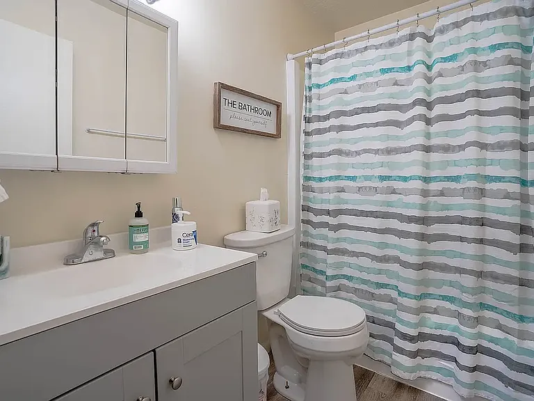1 Fort St #7 — Photo 2