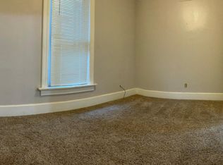 2827 W Lincoln Ave, Milwaukee, WI 53215