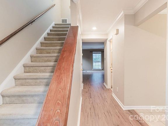 4th image of 1654 Robins Nest Ct