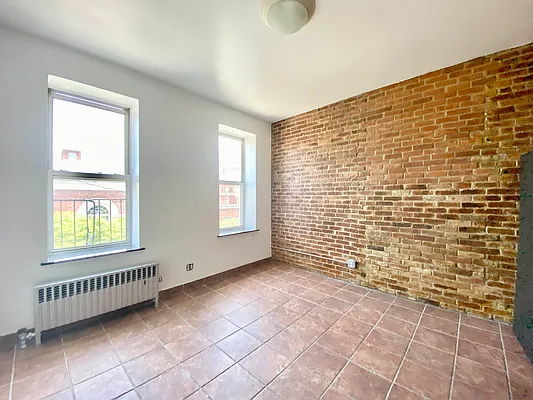 Rented by Abba Realty Associates INC | media 15