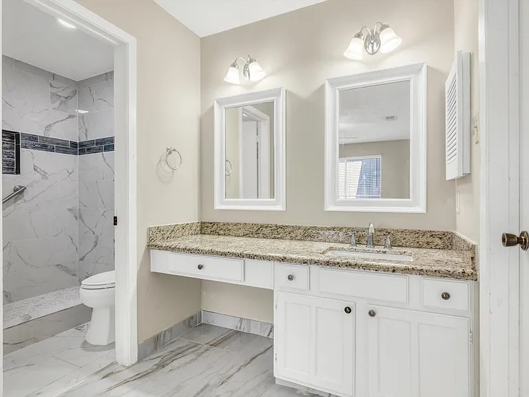 7431 Ridgeberry Dr — Photo 18