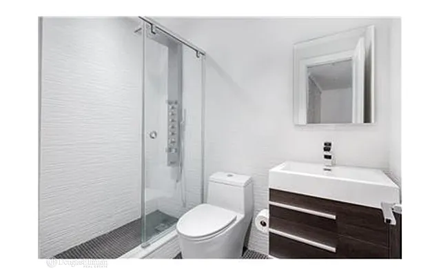 Rented by Douglas Elliman | media 14