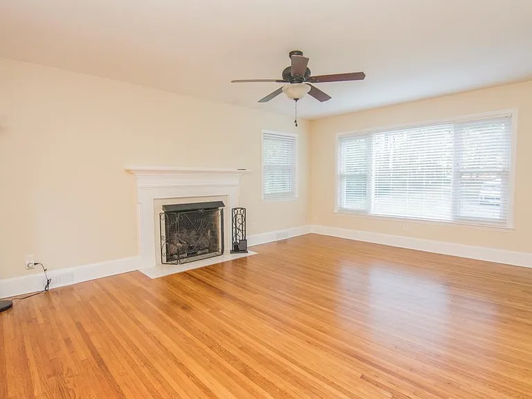 1000 Jefferson Dr — Photo 4