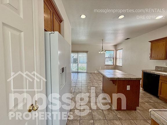 5th image of 141 Chelwood Ln