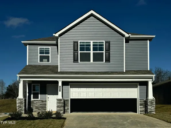 1051 Clearwater Ln, Johnson City, TN 37601