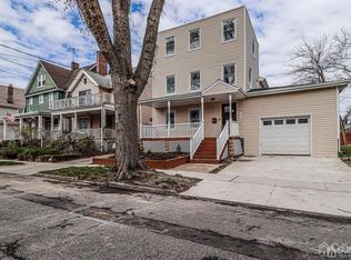 40 Lewis St, Perth Amboy, NJ 08861