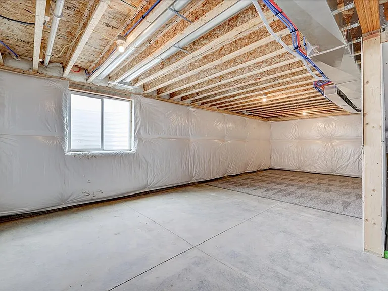 1121 Fifield Rd — Photo 13