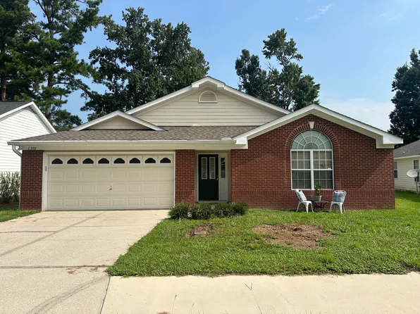 1378 Silver Moon Dr, Tallahassee, FL 32312