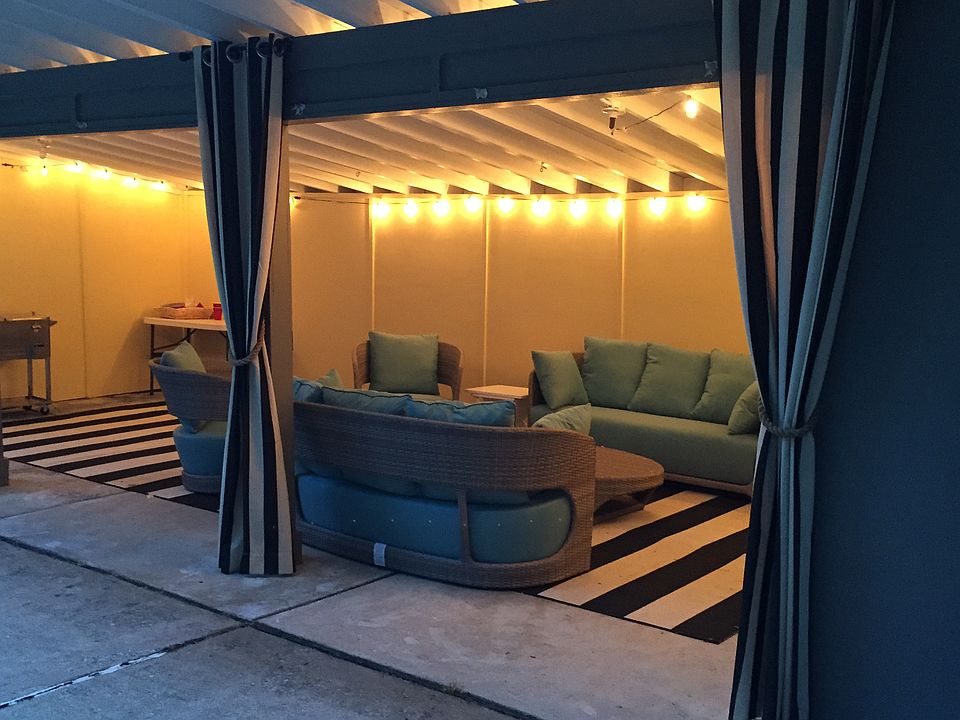 Pool Cabana