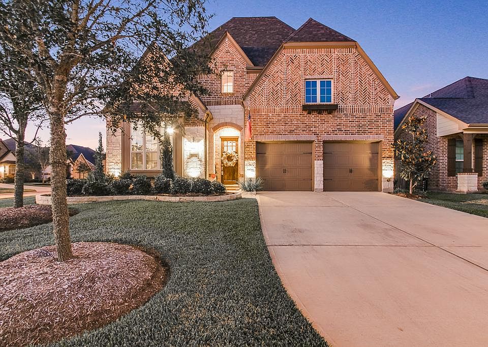 1st image of 29326 Wood Lily Dr