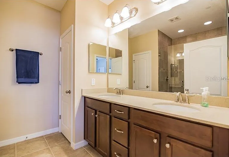 89 Zamora Pl — Photo 11