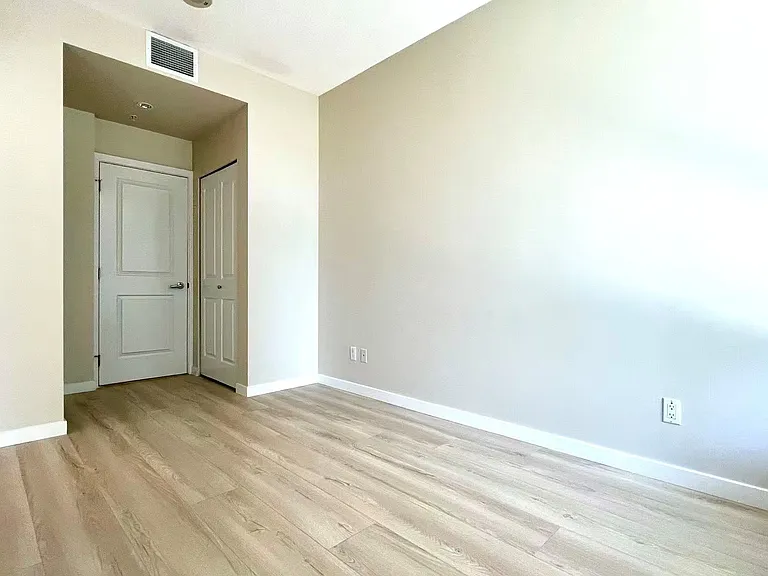 5728 Berton Ave #607 — Photo 8