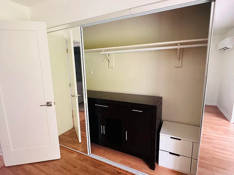 16 Windsor Dr #A — Photo 8