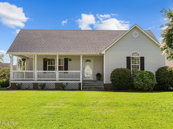 2828 Berry Patch Court, Castle Hayne, NC 28429