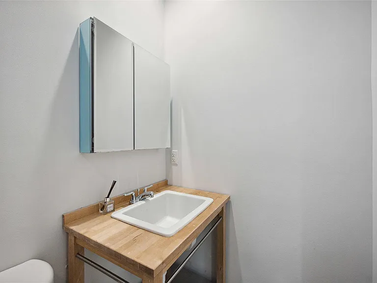 1023 Bonner St #1023 — Photo 21