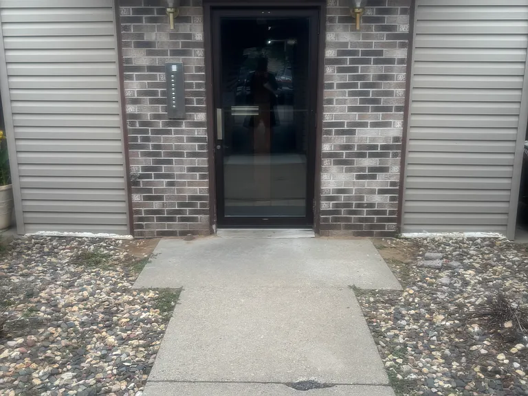 1164 Bartosh Ln #13 — Photo 1