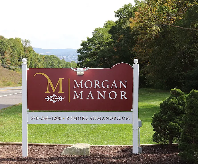 Morgan Manor — Photo 5
