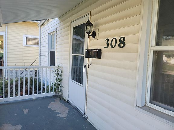 3rd image of 308 Illinois Ave