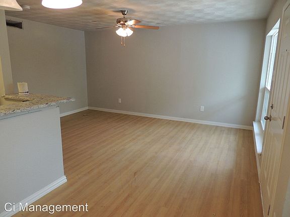 3rd image of 4611 Munger Ave APT 107