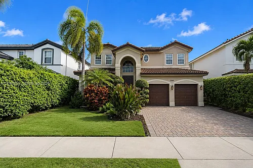 13989 SW 155th Ter Photo 1
