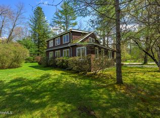 6 Maple Ln, Stockbridge, MA 01262
