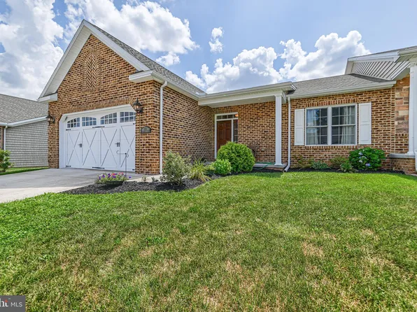 122 Stoners Cir, Littlestown, PA 17340