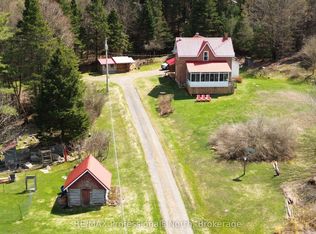 1115 Rosseau Lake 1 Rd, Muskoka Lakes, ON P0B 1M0