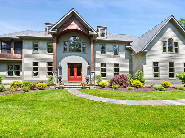 23 Hillcrest Drive, Mahopac, NY 10541