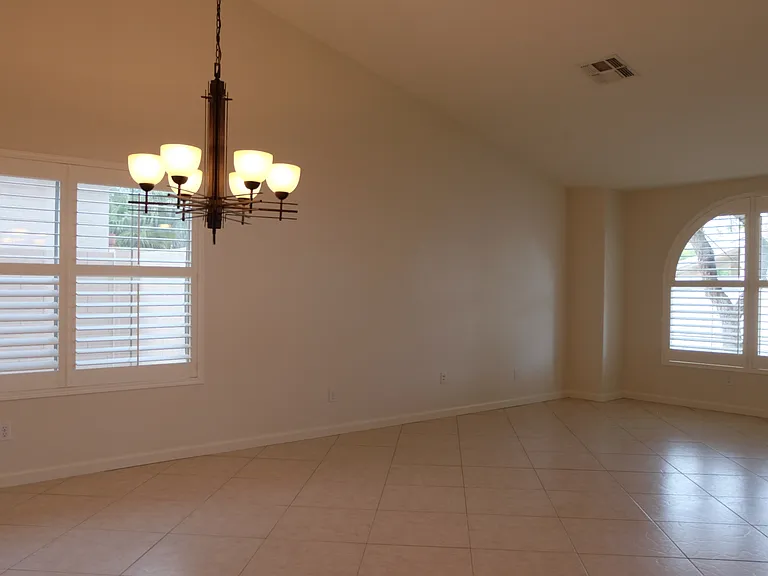 6831 W Rifle Way — Photo 5