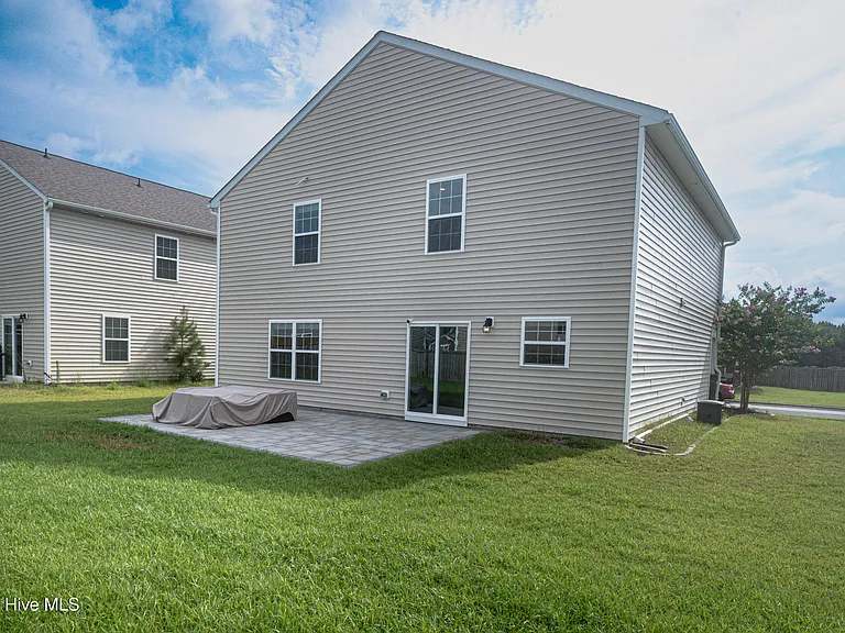 607 Ava St — Photo 19