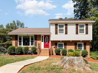 3105 Plentywood Dr, Matthews, NC 28105