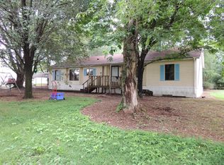 3329 Burgess Gower Rd, Cedar Hill, TN 37032