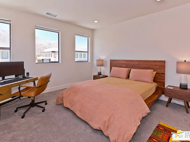 222 Vista Ter — Photo 21
