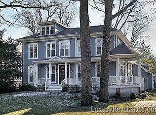 875 Gordon Ter, Winnetka, IL 60093