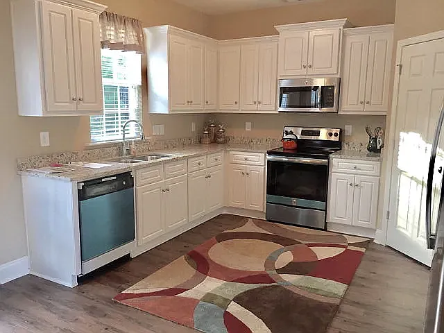 107 Oliver Hardy Ct — Photo 15