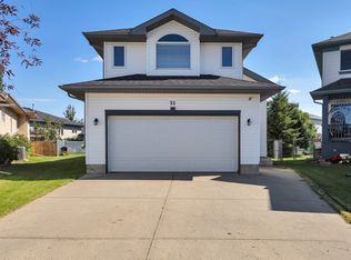 32 Meadowview Dr, Leduc, AB T9E 8E4