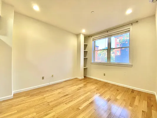 Rented by Corcoran | media 17