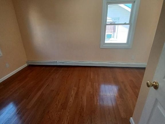 2nd image of 191-193 Brookdale Ave Floor 3-3RDFLOOR