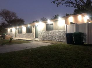 100 NE 186th Ter UNIT 1, Miami, FL 33179