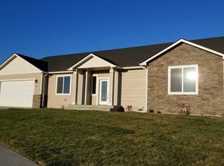 1475 Valhalla Loop, Selah, WA 98942