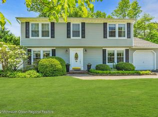 2072 Commonwealth Blvd, Toms River, NJ 08757