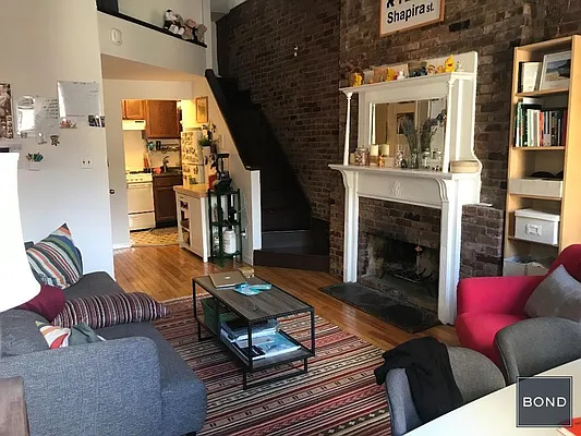 Rented by Bond New York | media 9