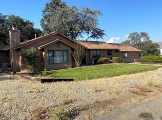 21225 Hacienda Dr, Tehachapi, CA 93561