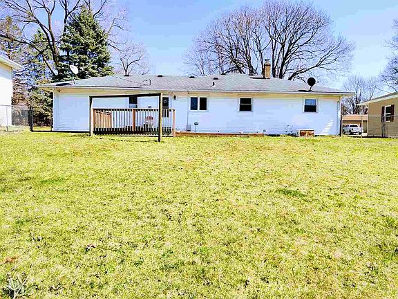 5th image of 4915 Upland Dr