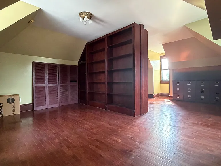 2314 Louisiana Ave #2F — Photo 9