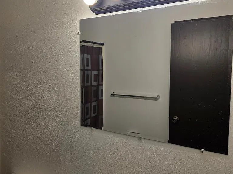 Unit Photo